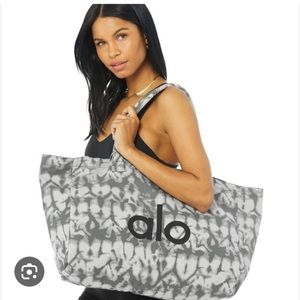 Alo Grey Tiedye Shopper Tote